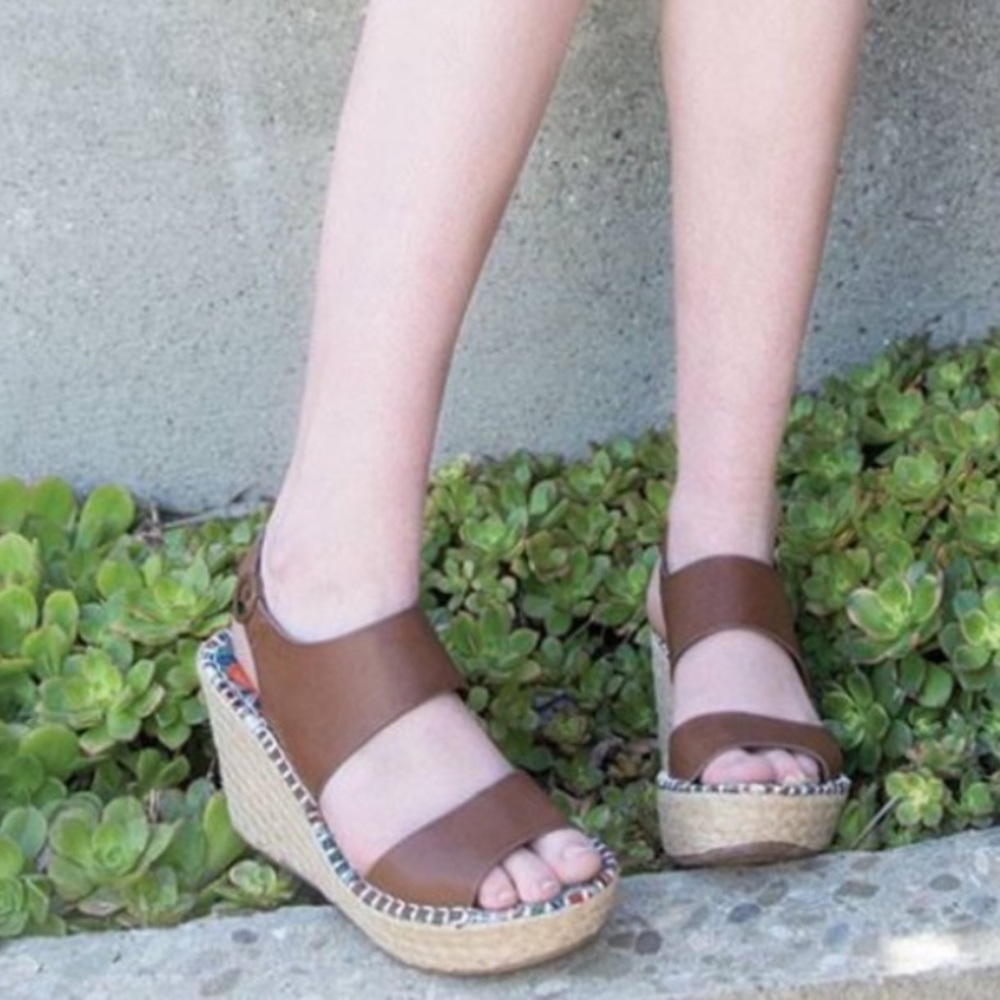 Black Open Toe Espadrille Platform Wedge Sandal - Picture 4 of 7